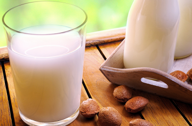 Potassio ed energia: il latte di mandorle
